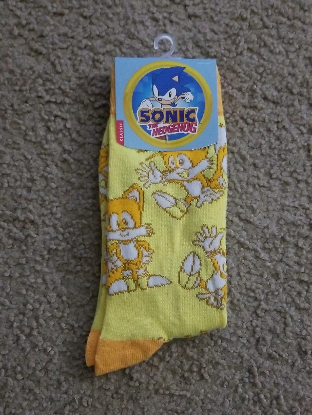 Bioworld Sonic the Hedgehog Yellow & Orange Tails Casual Socks
